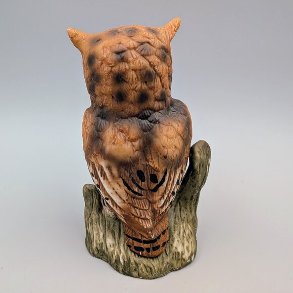 Vintage Porcelain Horned Owl Figurine on Tree Stump |  Bird Collectible - Picture 3 of 7